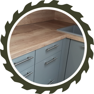 Beépített bútor és nyílászáró beszerelés